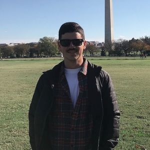 Meet your Posher, Connor